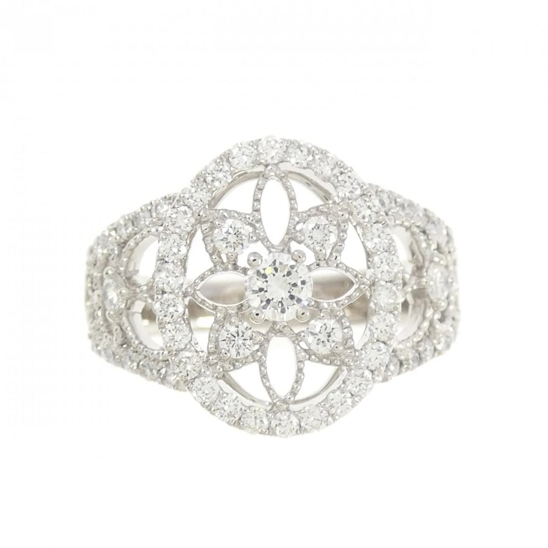 PT900 DIAMOND RING: PT900 Diamond Ring Brand: Unbranded Type: Diamond Ring Material: PT900, Main Stone/Creation Natural Color: Silver Size: US6 1/4 Accessories: None Accessories Notice: When purchasing pre-ow