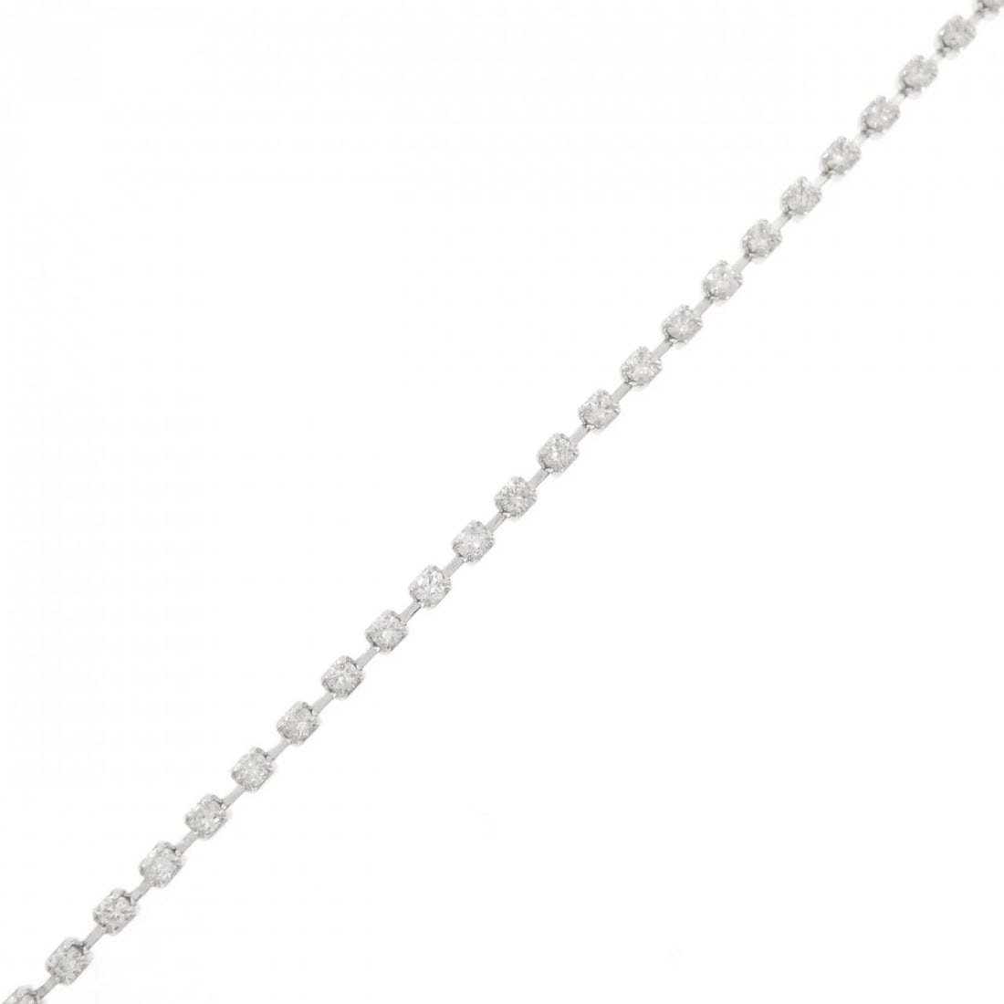PT850 DIAMOND BRACELET: PT850 Diamond Bracelet Brand: Unbranded Type: Diamond Bracelet Material: PT850, Main Stone/Creation Natural Color: Silver Size: 18cm Actual Size Max width approx.: 1.8mm Accessories: None Accessories
