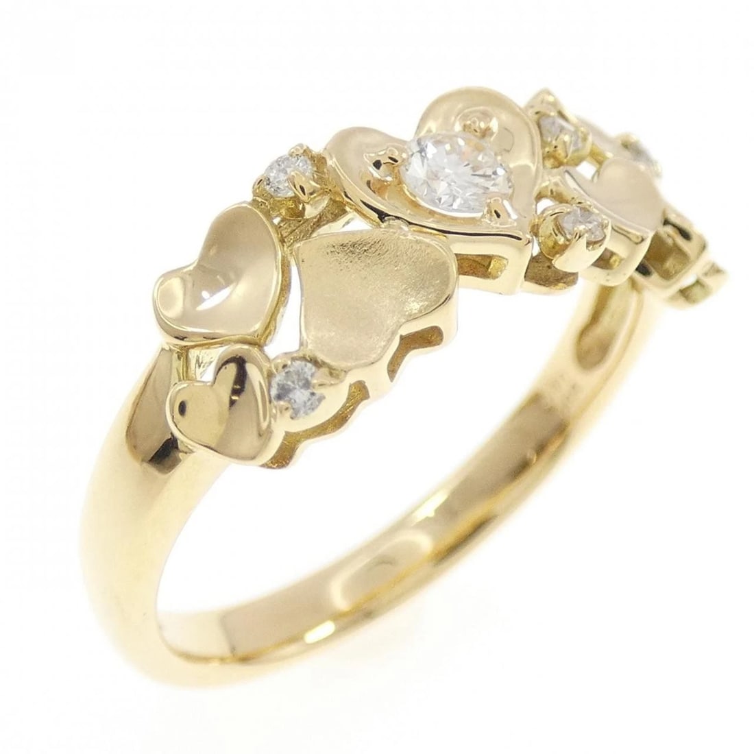 K18YG HEART DIAMOND RING: K18YG Heart Diamond Ring Brand: Unbranded Type: Diamond Ring Material: K18YG, Main Stone/Creation Natural Color: Yellow gold Size: US6 1/2 Accessories: None Accessories Notice: When purchasing