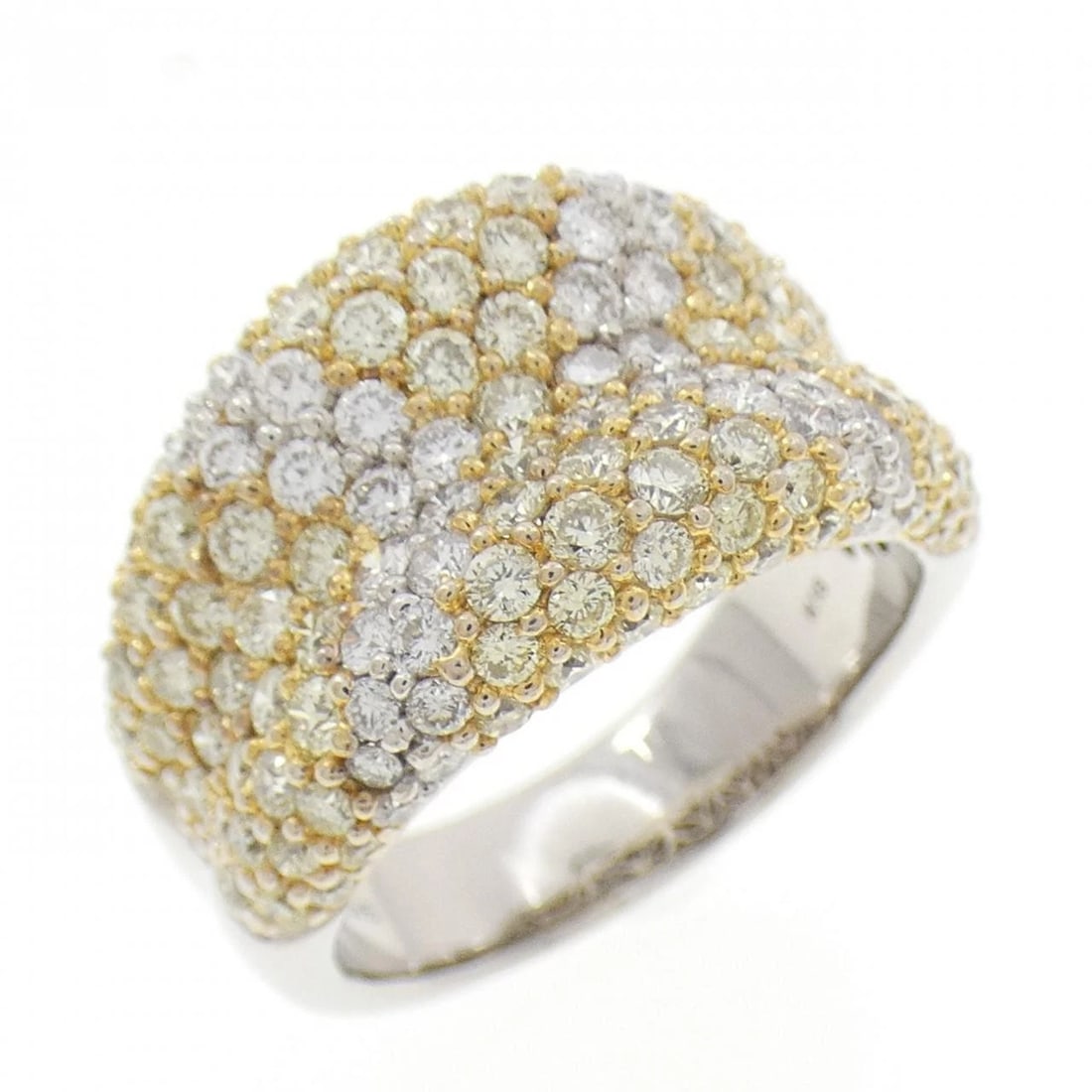 K18WG/K18YG DIAMOND RING: K18WG/K18YG Diamond Ring Brand: Unbranded Type: Diamond Ring Material: K18WG/K18YG, Main Stone/Creation Natural Color: WG,YG Size: US7 3/4 Accessories: None Accessories Notice: When purchasing