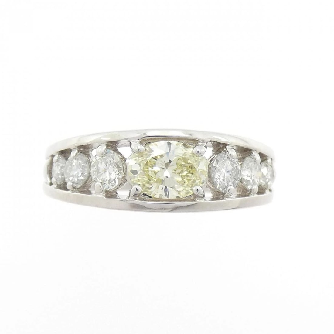 PT900 DIAMOND RING - 2