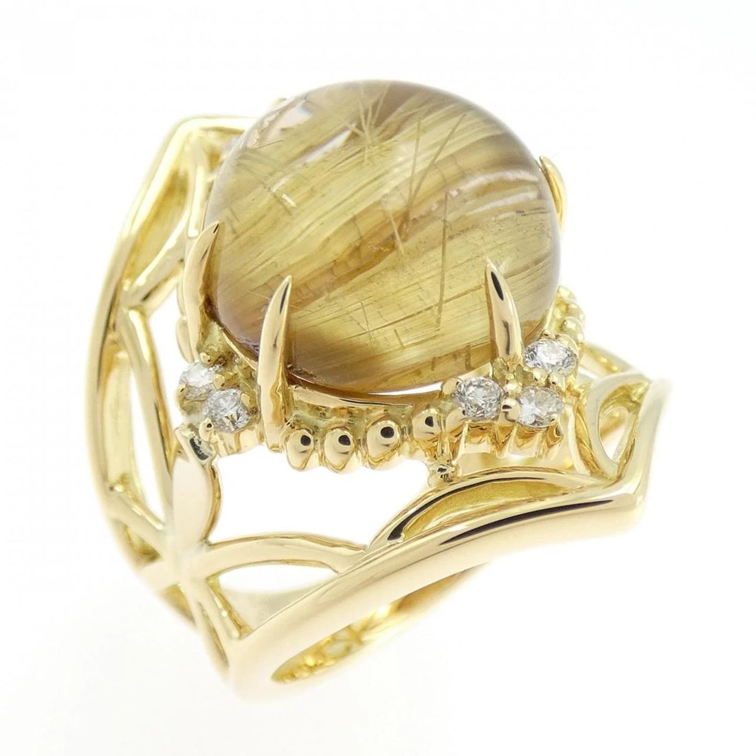 K18YG RUTILE QUARTZ RING: K18YG Rutile Quartz Ring Brand: Unbranded Type: Rutile Quartz Ring Material: K18YG, Main Stone/Creation Rutile Quartz Secondary Stone Diamond Color: Yellow gold Size: US6 1/4 Accessories: None