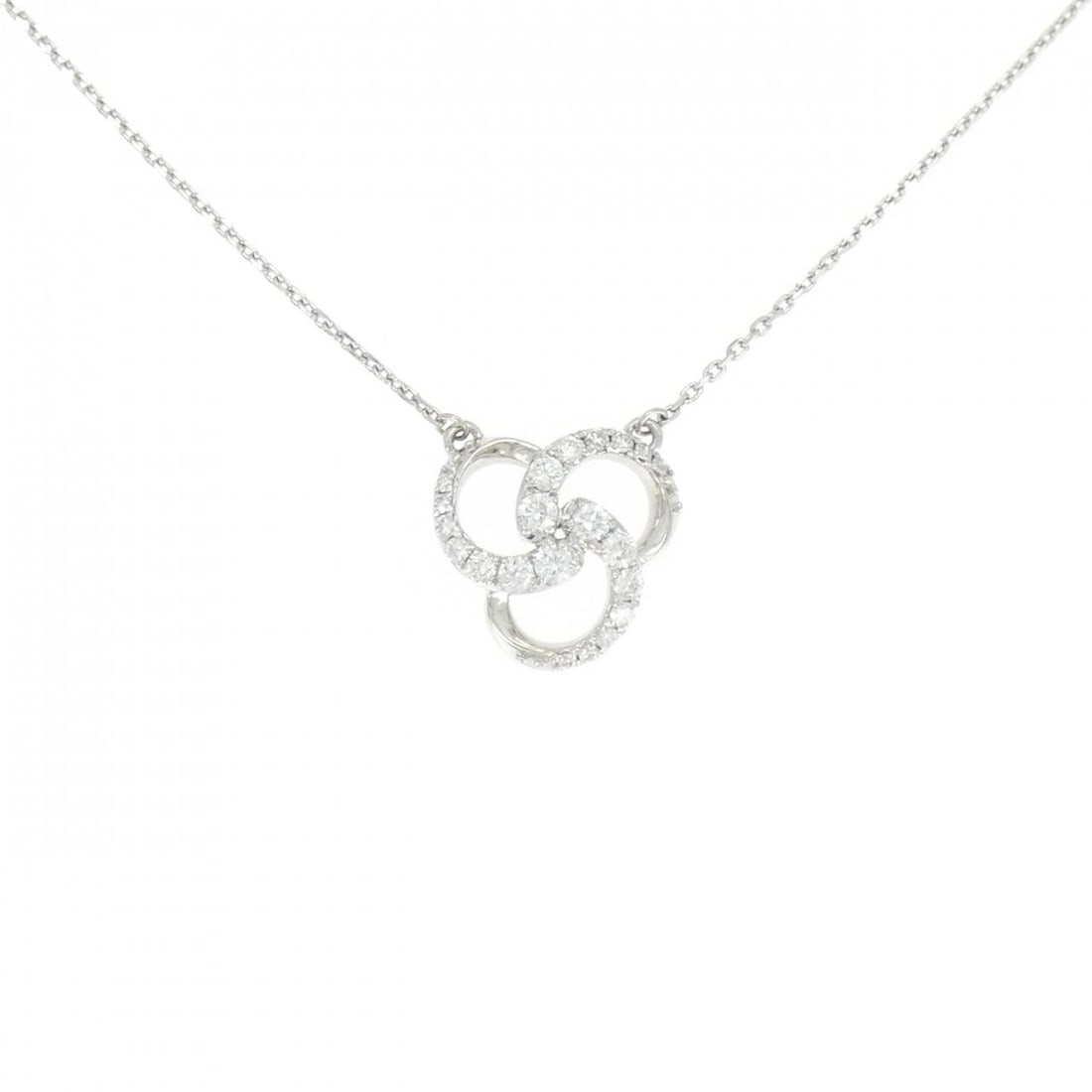 PT900/PT850 DIAMOND NECKLACE: PT900/PT850 Diamond Necklace Brand: Unbranded Type: Diamond Necklace Material: PT900/PT850, Main Stone/Creation Natural Color: Silver Size: 41cm Actual Size Pendant length approx. x width approx.: