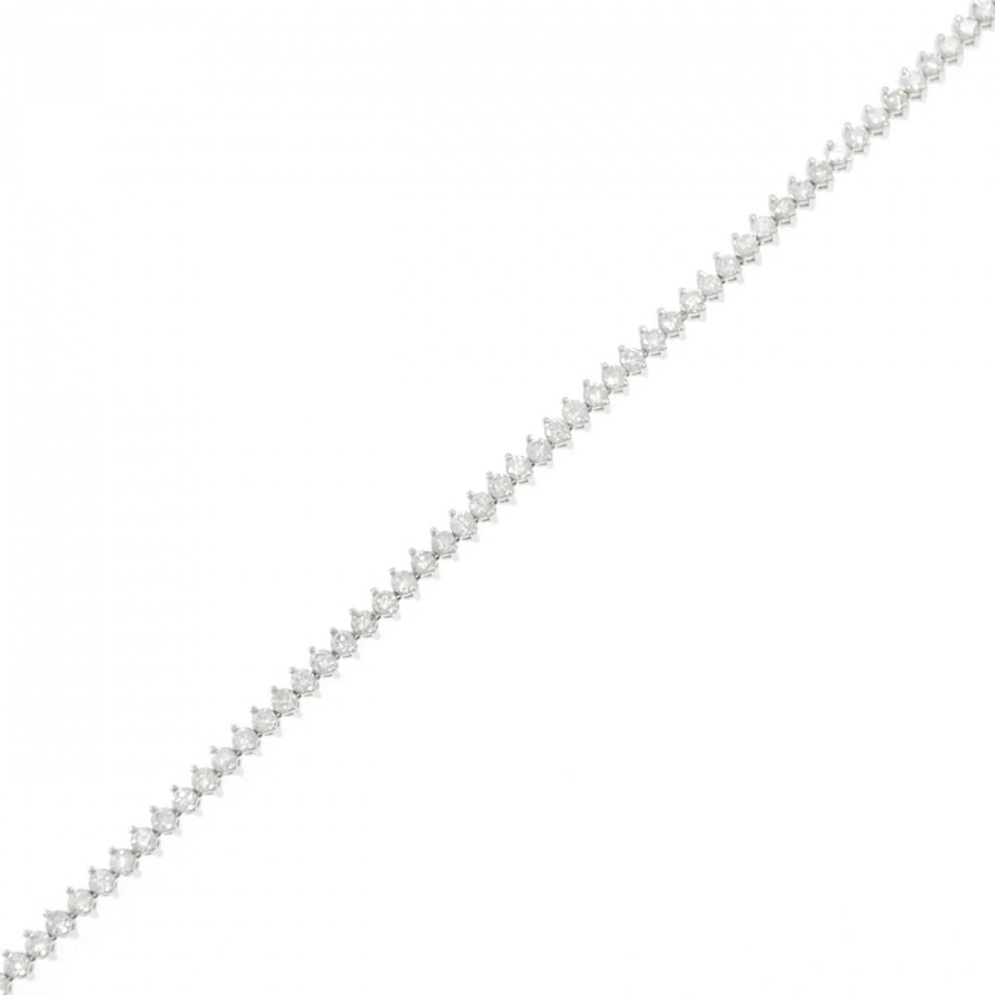 PT850 DIAMOND BRACELET: PT850 Diamond Bracelet Brand: Unbranded Type: Diamond Bracelet Material: PT850, Main Stone/Creation Natural Color: SILVER Size: Actual Size Max width approx: 3.4mm 19cm Accessories: None Accessories