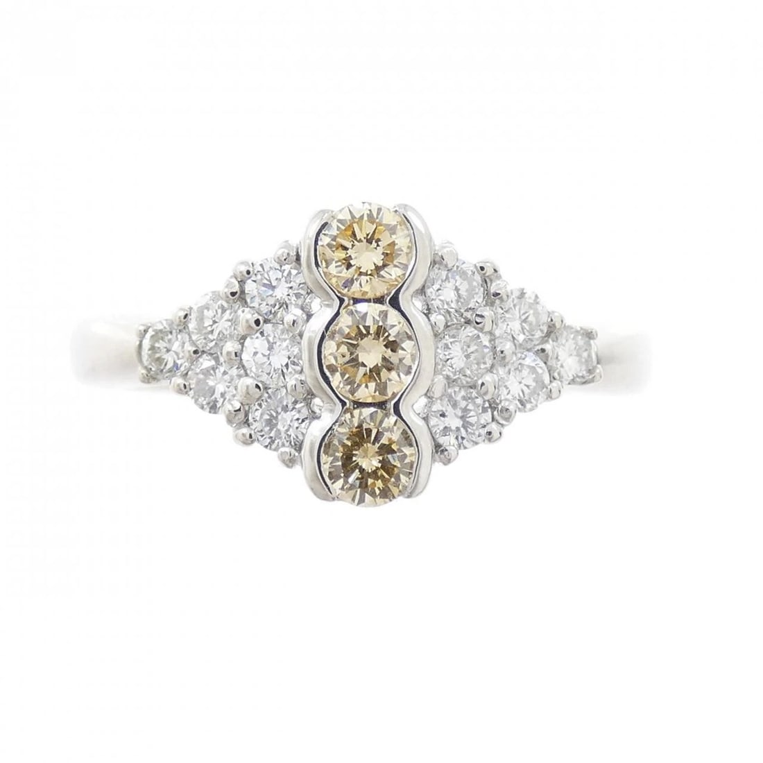 PT850 DIAMOND RING: PT850 Diamond Ring Brand: Unbranded Type: Diamond Ring Material: PT850, Main Stone/Creation NATURAL Color: SILVER Size: US6 1/4 Accessories: None Accessories Notice: When purchasing pre-owned goods,