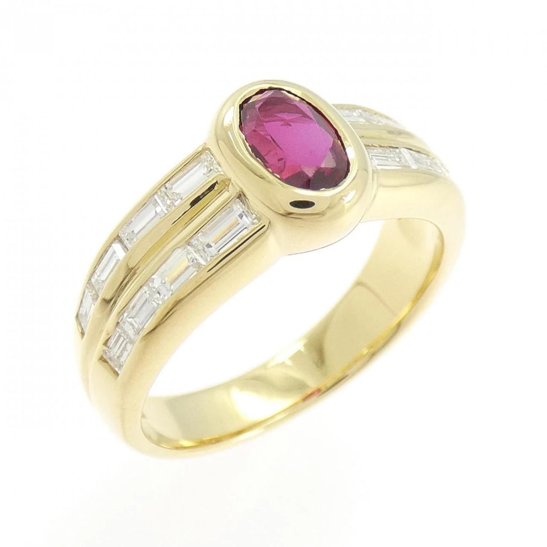 750YG RUBY RING: 750YG Ruby Ring Brand: Unbranded Type: Ruby Ring Material: 750YG, Main Stone/Creation RUBY Secondary Stone Diamond Color: YELLOW GOLD Size: US6 3/4 Accessories: None Accessories Notice: When