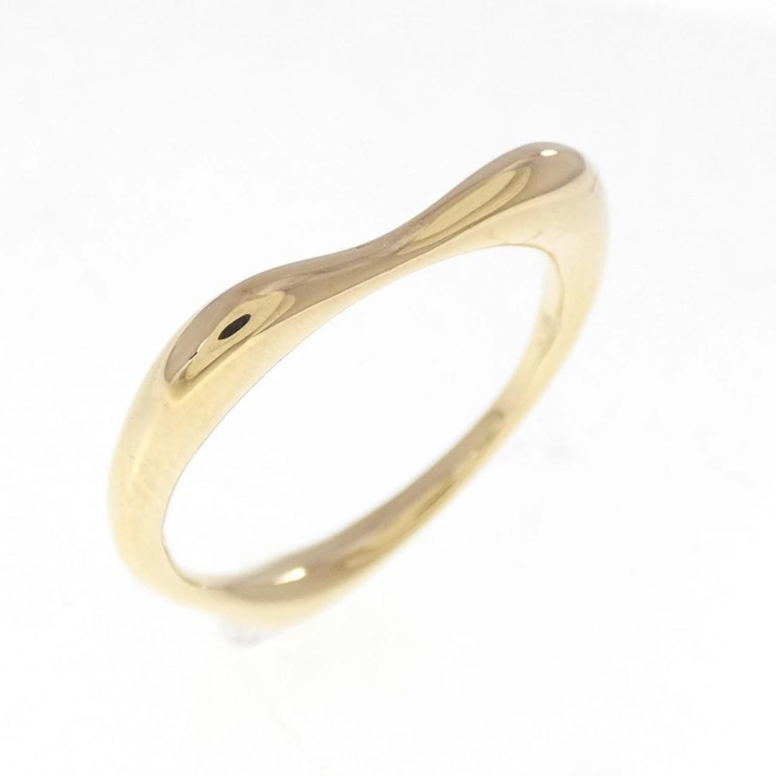 K18YG HEART RING: K18YG Heart Ring Brand: Unbranded Type: Ring Material: K18YG, Color: YELLOW GOLD Size: US5 3/4 Accessories: None Accessories Notice: When purchasing pre-owned goods, please refer to the photos of the