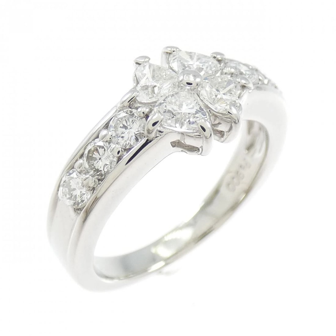 PT900 FLOWER DIAMOND RING: PT900 Flower Diamond Ring Brand: Unbranded Type: Diamond Ring Material: PT900, Main Stone/Creation NATURAL Color: SILVER Size: US5 3/4 Accessories: None Accessories Notice: When purchasing