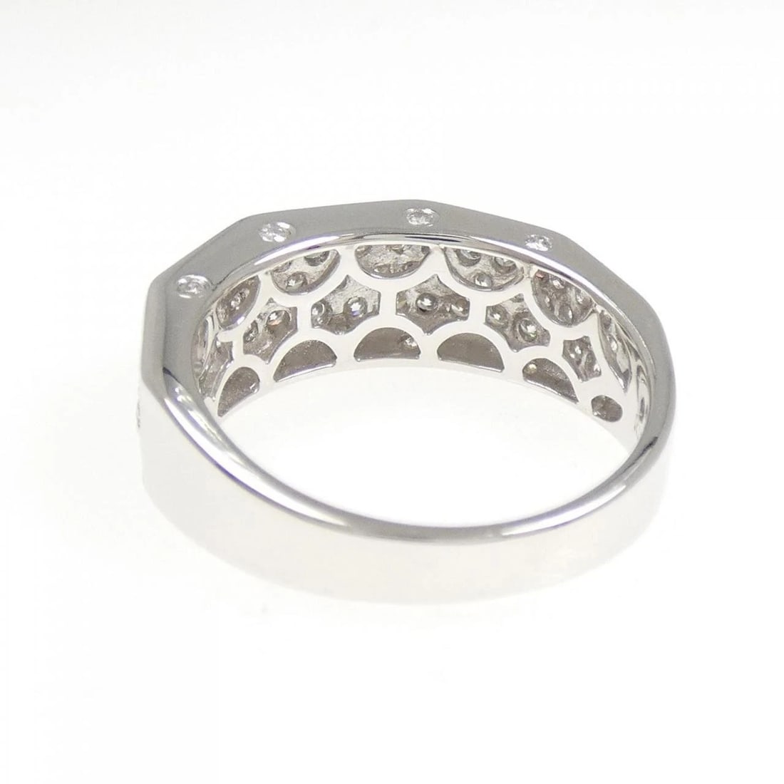 K18WG DIAMOND RING - 2