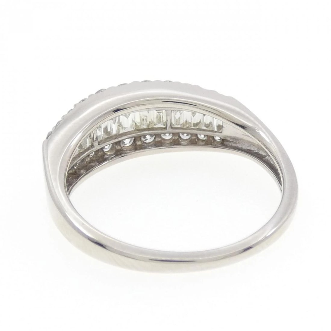 PT900 DIAMOND RING - 3