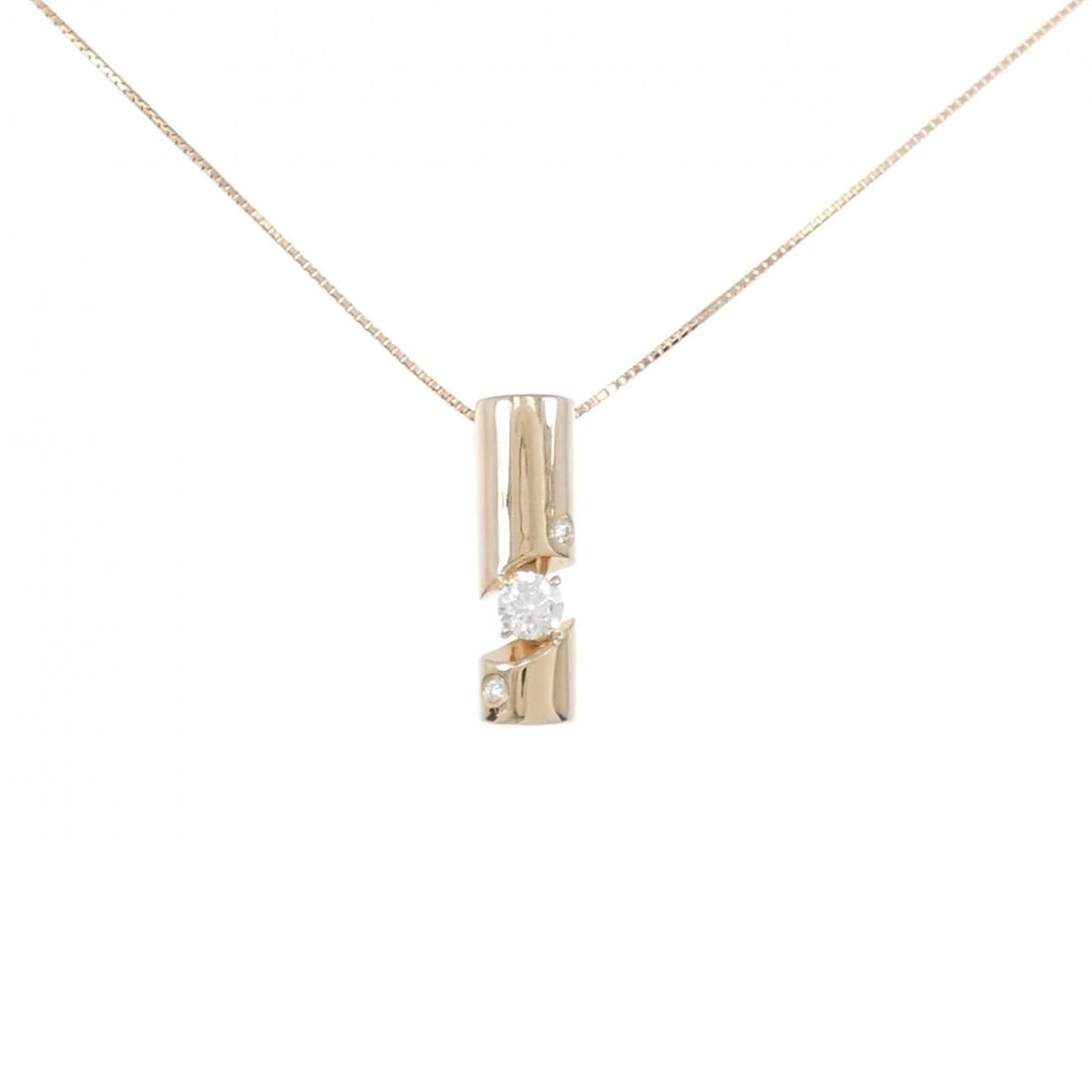 K18PG DIAMOND NECKLACE: K18PG Diamond Necklace Brand: Unbranded Type: Diamond Necklace Material: K18PG, Main Stone/Creation NATURAL Color: PINK GOLD Size: 45CM Actual Size Pendant length approx. x width approx.: