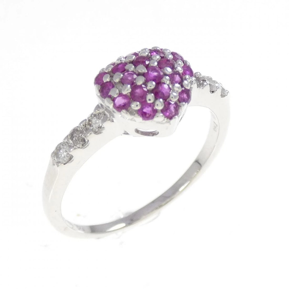 K18WG HEART RUBY RING: K18WG Heart Ruby Ring Brand: Unbranded Type: Ruby Ring Material: K18WG, Main Stone/Creation RUBY Secondary Stone Diamond Color: White Gold Size: US6 Accessories: None Accessories Notice: When