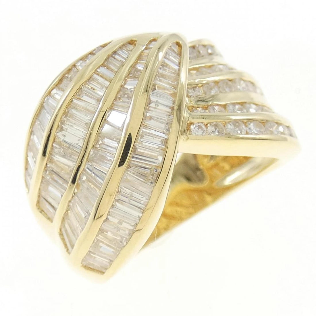 K18YG DIAMOND RING: K18YG Diamond Ring Brand: Unbranded Type: Ring Material: K18YG, Main Stone/Creation NATURAL Color: YELLOW GOLD Size: 6.5 (US size) Accessories: None Accessories Notice: When purchasing pre-owned