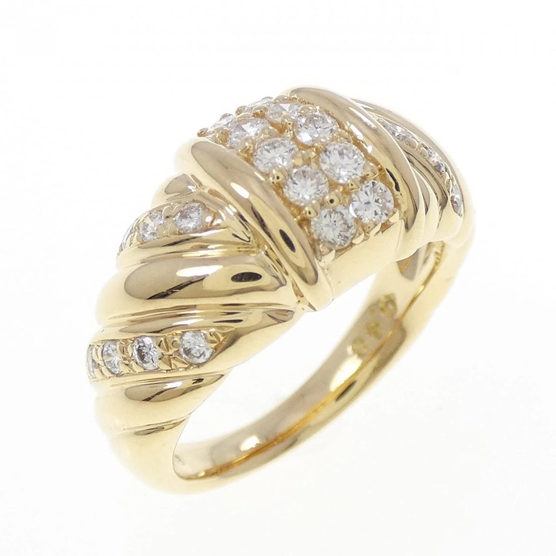 K18YG DIAMOND RING: K18YG Diamond Ring Brand: Unbranded Type: Diamond Ring Material: K18YG, Main Stone/Creation NATURAL Color: YELLOW GOLD Size: US6 1/4 Accessories: None Accessories Notice: When purchasing p