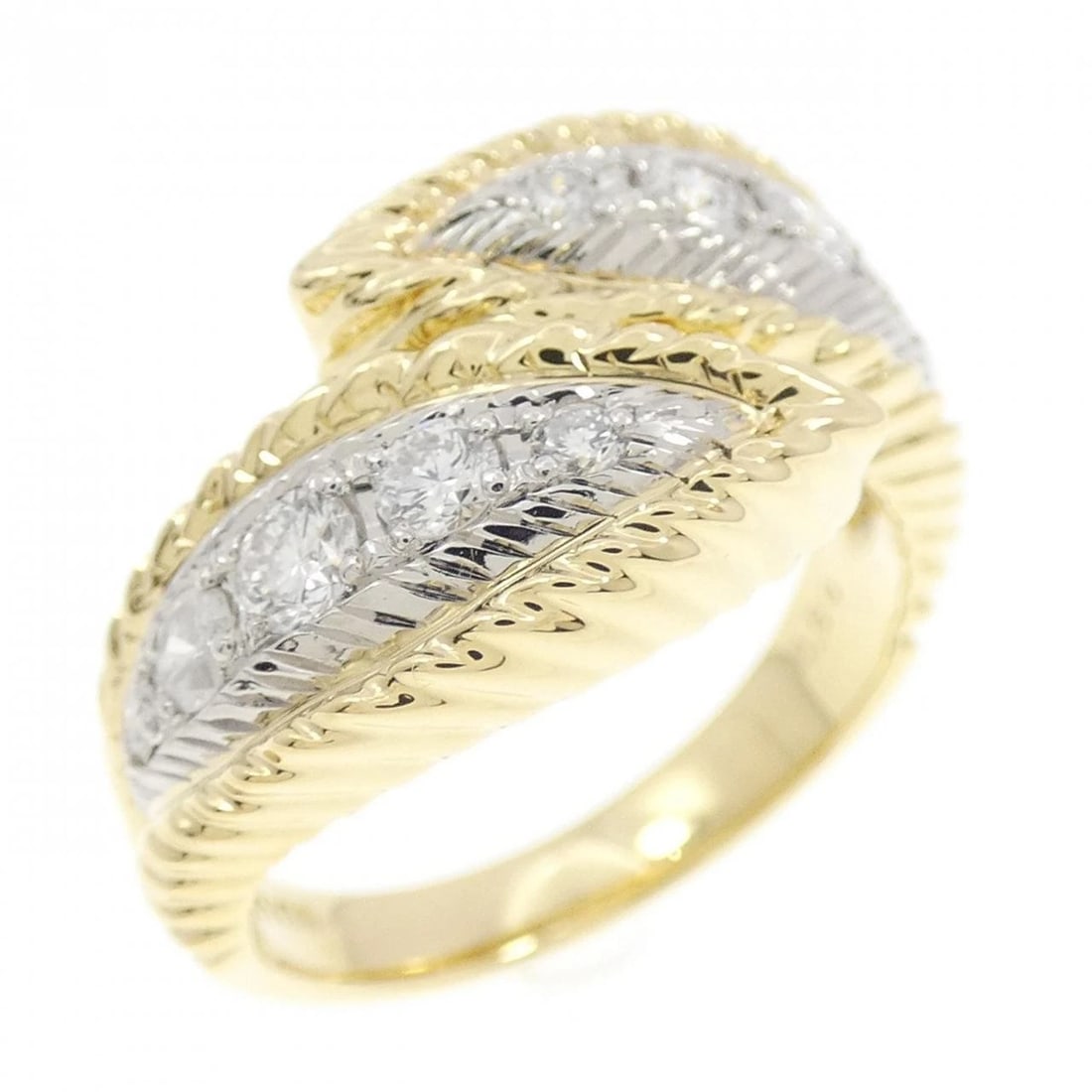 K18YG/PT900 DIAMOND RING: K18YG/PT900 Diamond Ring Brand: Unbranded Type: Diamond Ring Material: K18YG/PT900, Main Stone/Creation NATURAL Color: Size: US5 3/4 Accessories: None Accessories Notice: When purchasing p