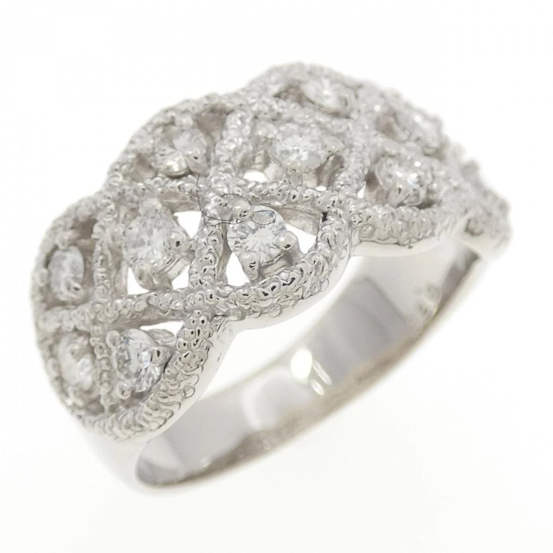 PT900 DIAMOND RING: PT900 Diamond Ring Brand: Unbranded Type: Diamond Ring Material: PT900, Main Stone/Creation NATURAL Color: Silver Size: US5 3/4 Accessories: None Accessories Notice: When purchasing pre-owned goods,