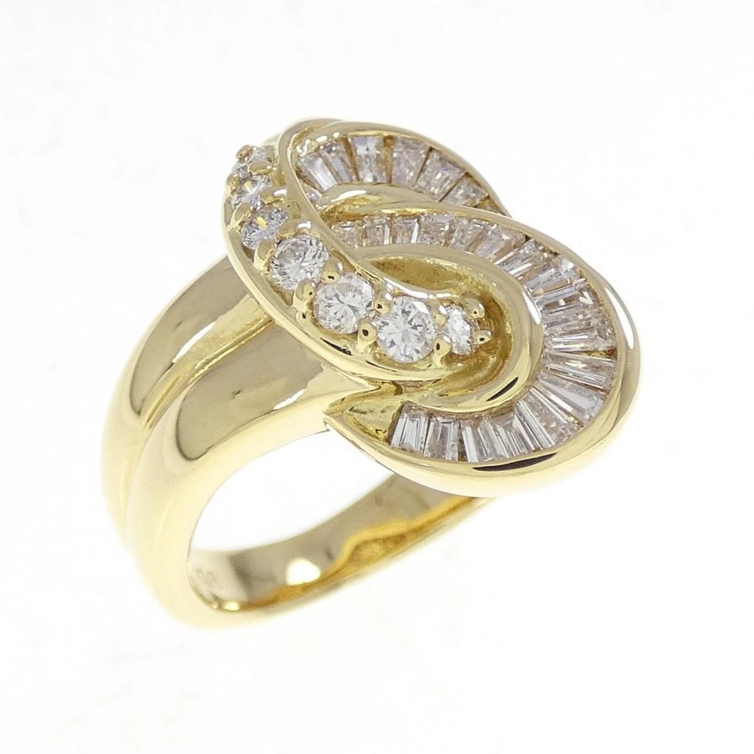 K18YG DIAMOND RING: K18YG Diamond Ring Brand: Unbranded Type: Diamond Ring Material: K18YG, Main Stone/Creation NATURAL Color: YELLOW GOLD Size: US4 3/4 Accessories: None Accessories Notice: When purchasing p
