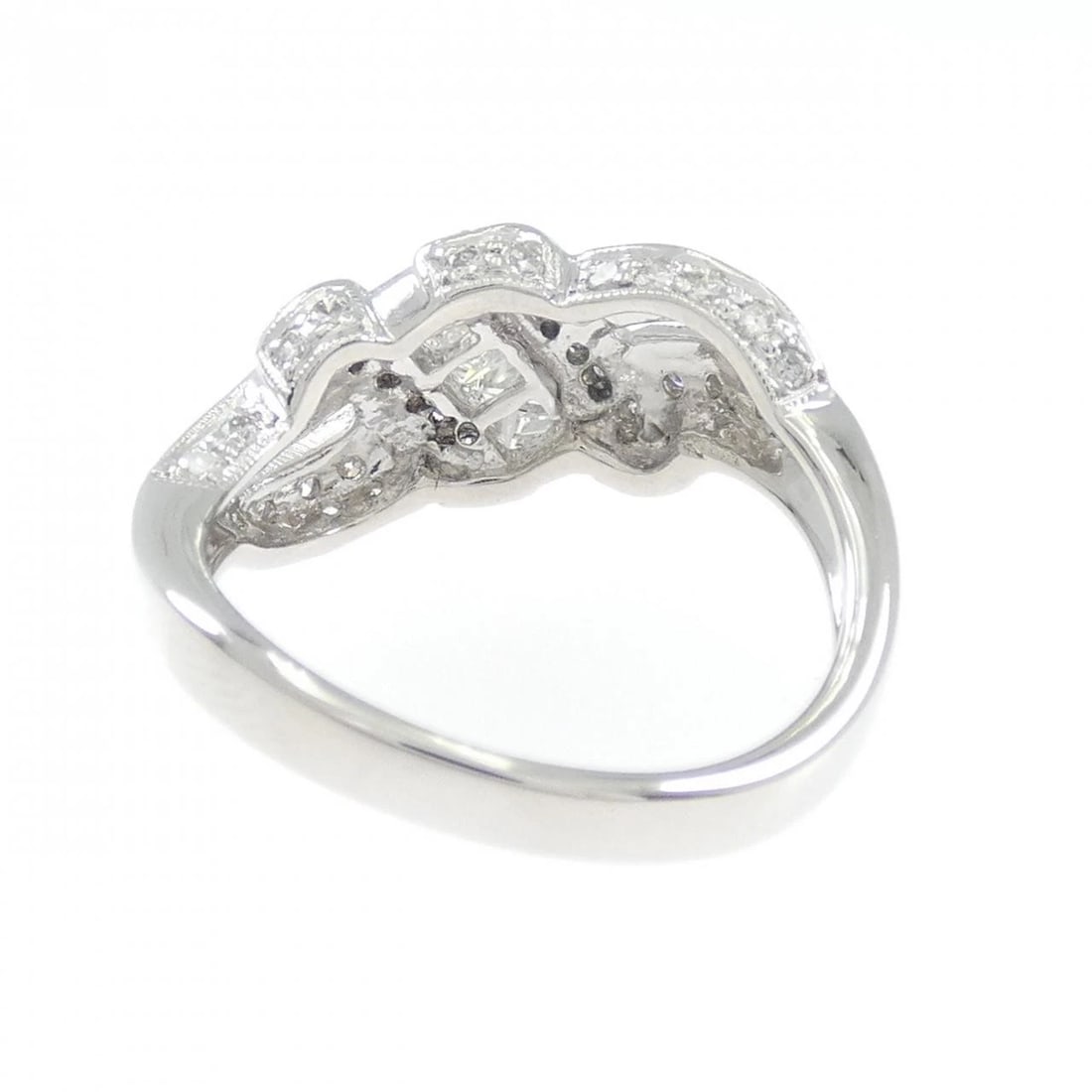 PT900 DIAMOND RING - 3