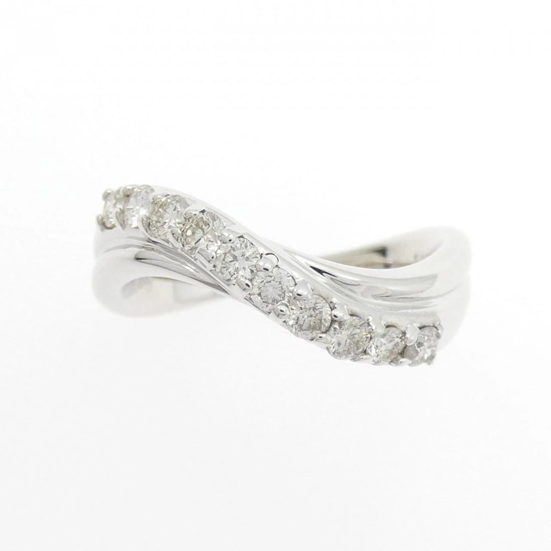 K18WG DIAMOND RING - 2