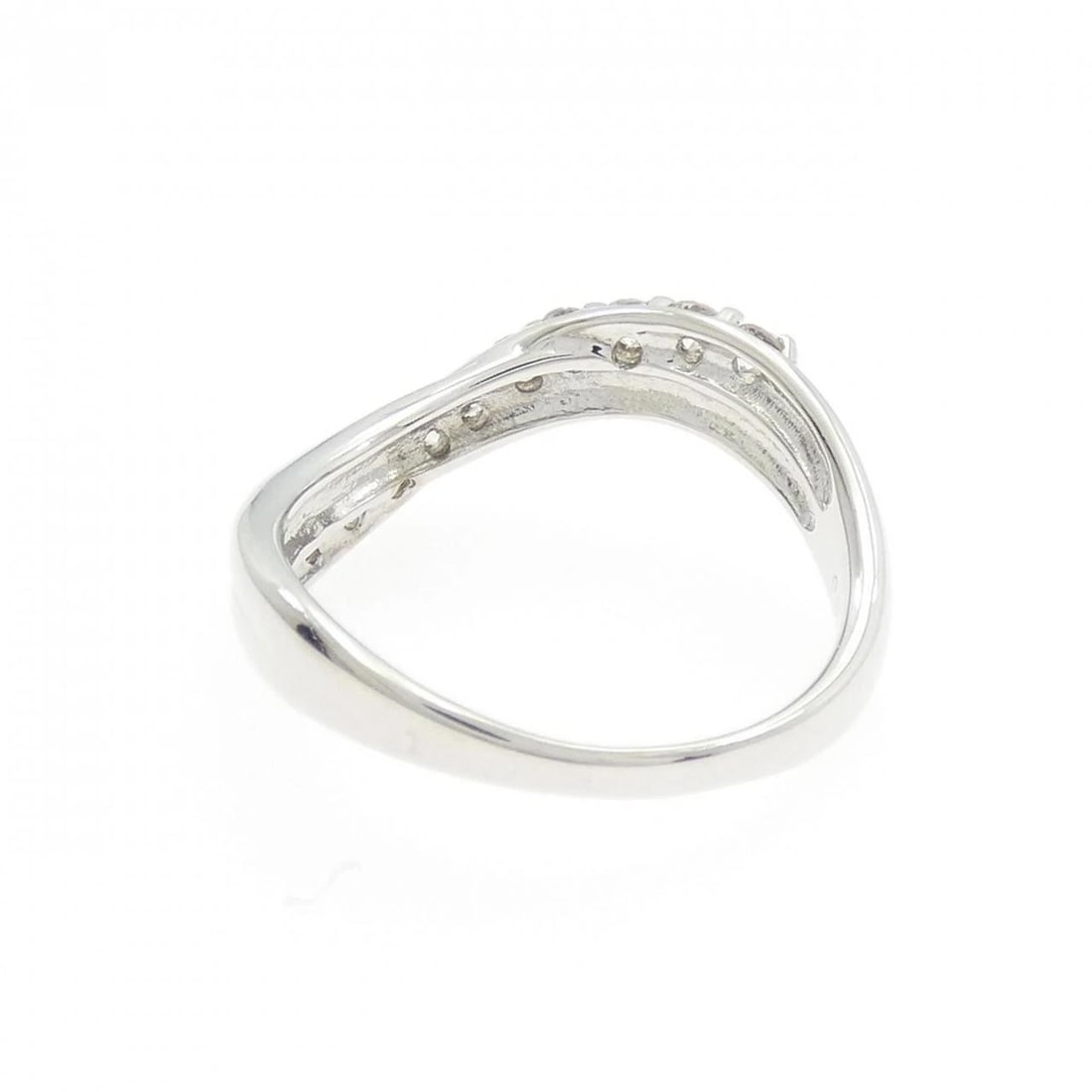 K18WG DIAMOND RING - 3