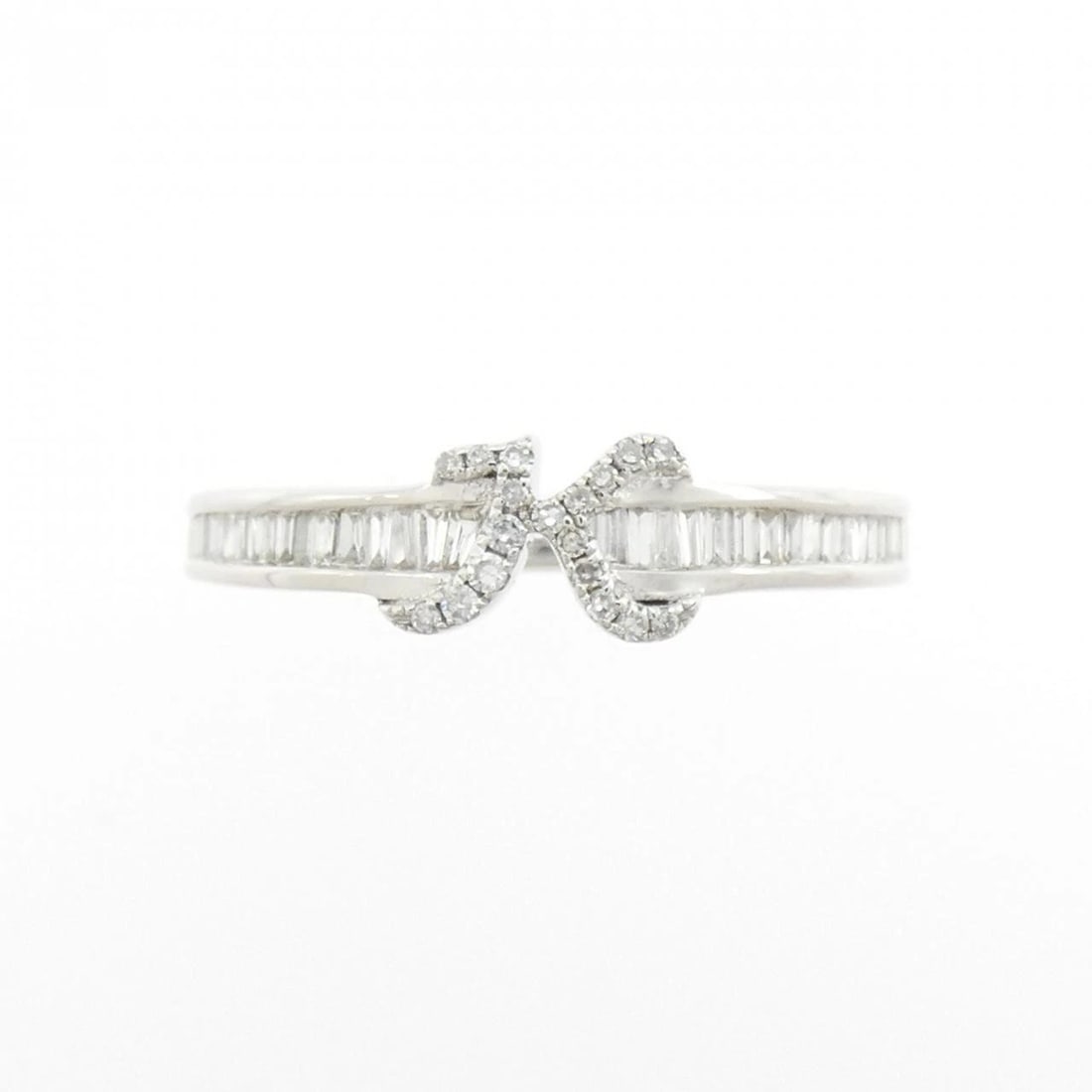 K18WG DIAMOND RING - 2