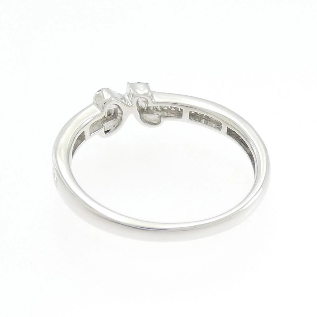 K18WG DIAMOND RING - 3