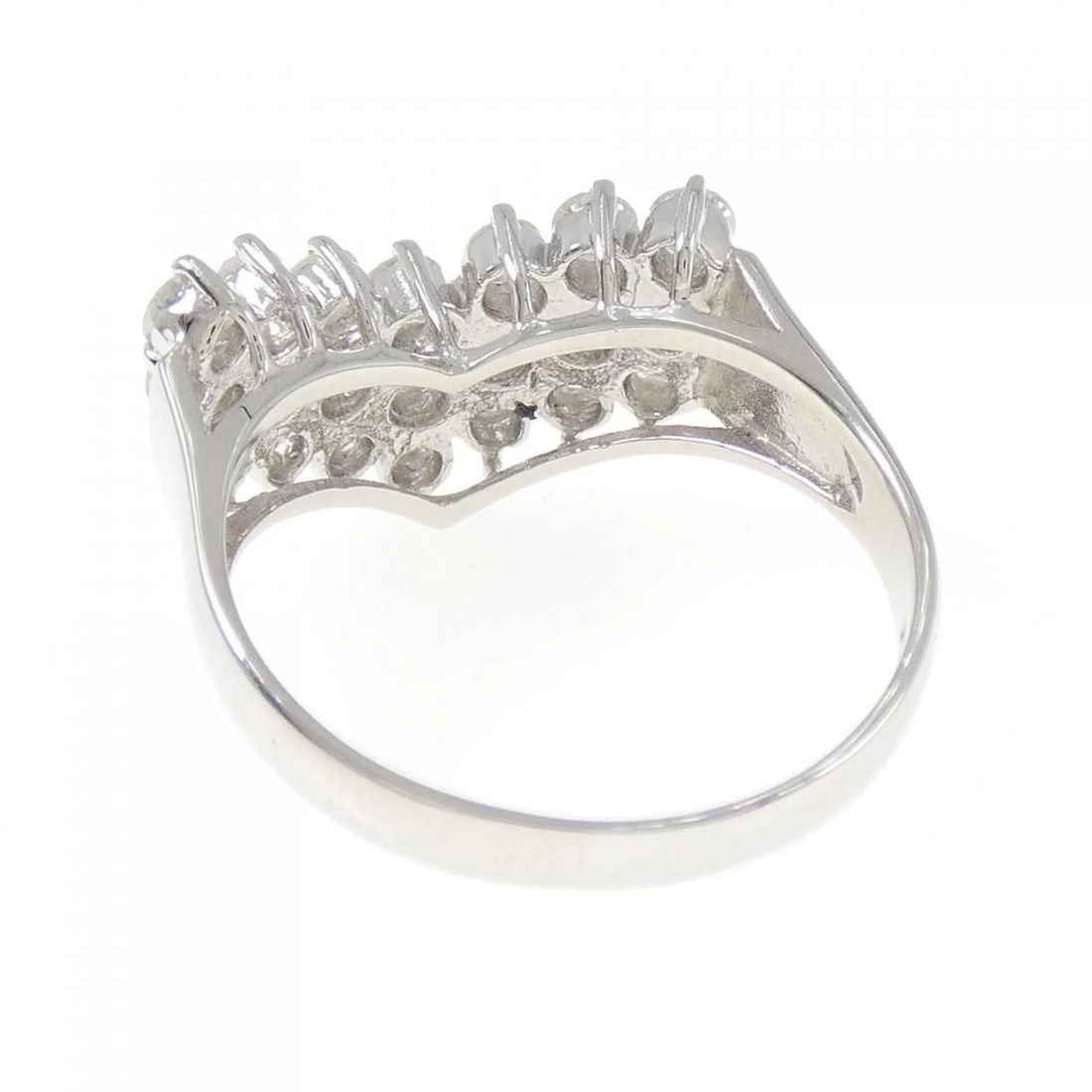 PT900 DIAMOND RING - 3
