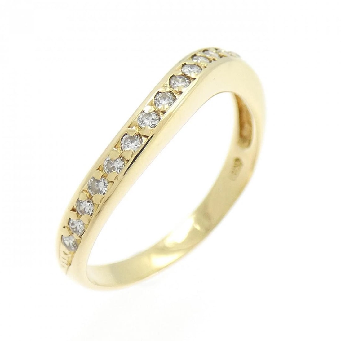 K18YG DIAMOND RING: K18YG Diamond Ring Brand: Unbranded Type: Diamond Ring Material: K18YG, Main Stone/Creation NATURAL Color: YELLOW GOLD Size: US6 1/4 Accessories: None Accessories Notice: When purchasing pre-owned