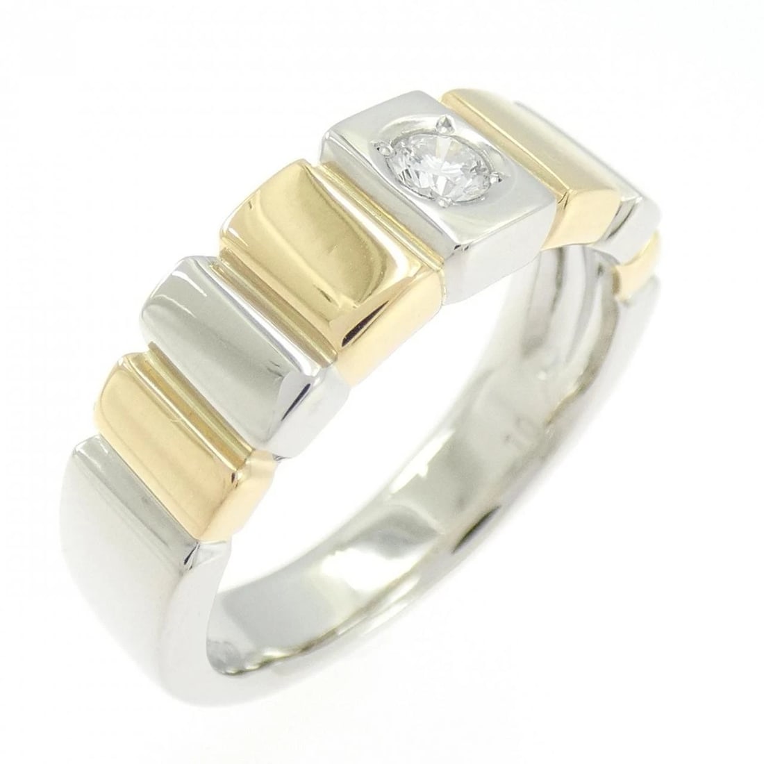 PT900/K18YG DIAMOND RING: PT900/K18YG Diamond Ring Brand: Unbranded Type: Diamond ring Material: PT900/K18YG, Main Stone/Creation NATURA Color: YG,Silver Size: US9.5 Accessories: None Accessories Notice: When purch