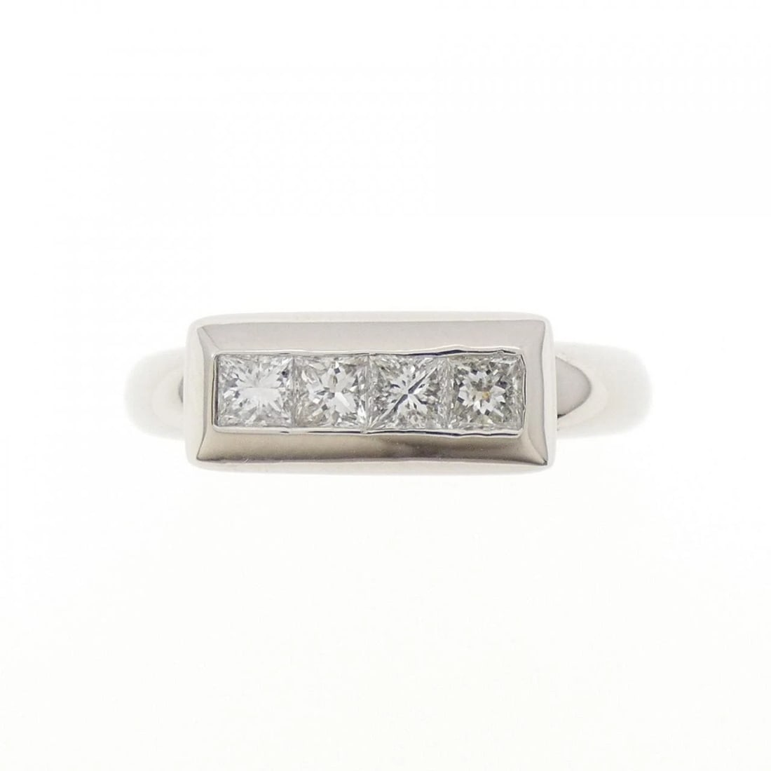 PT900 DIAMOND RING - 2