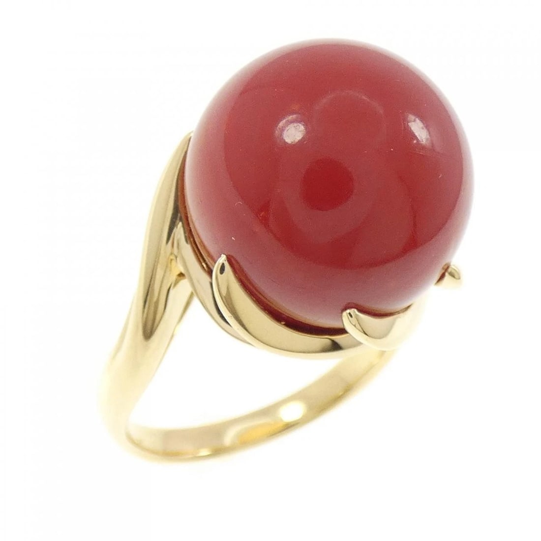 18K YELLOW GOLD CORAL RING: 18K Yellow Gold Coral Ring Brand: Unbranded Type: coral ring Material: K18YG, Main Stone/Creation Coral Color: Yellow Gold Size: US5 1/2 Accessories: None Accessories Notice: When purchasing