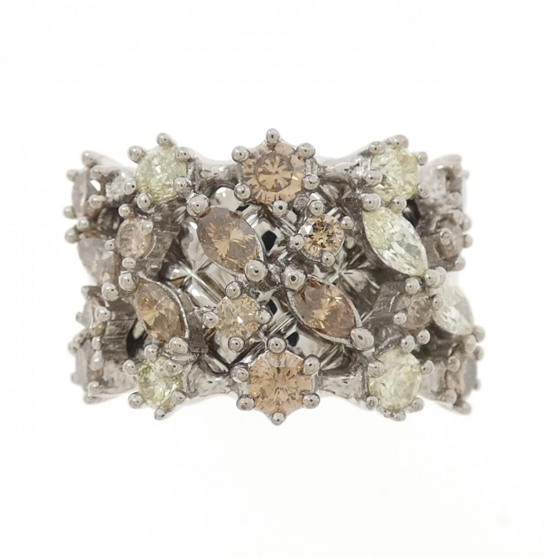 K18WG DIAMOND RING: K18WG Diamond Ring Brand: Unbranded Type: Diamond ring Material: K18WG, Main Stone/Creation Natural Color: White Gold Size: US5 3/4 Accessories: None Accessories Notice: When purchasing pre-owned