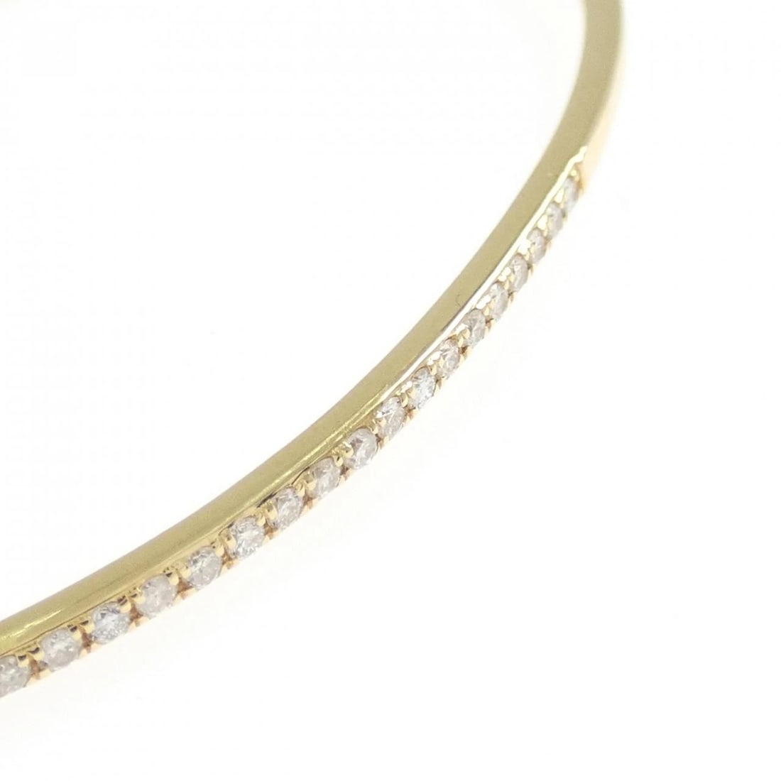 K18YG DIAMOND BANGLE (1 of 2)