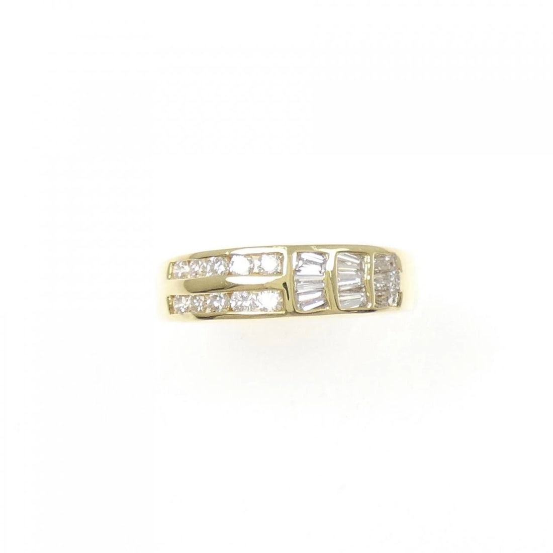 750YG DIAMOND RING: 750YG Diamond Ring Brand: Unbranded Type: Diamond ring Material: 750YG, Main Stone/Creation Natural Color: YELLOW GOLD Size: US5 3/4 Accessories: None Accessories Notice: When purchasing pre-owned