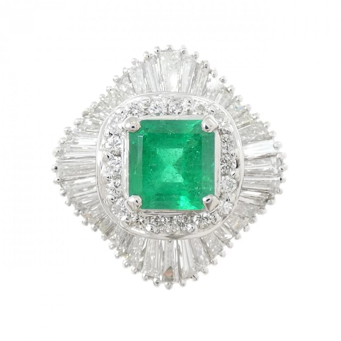 PT900 EMERALD RING - 2