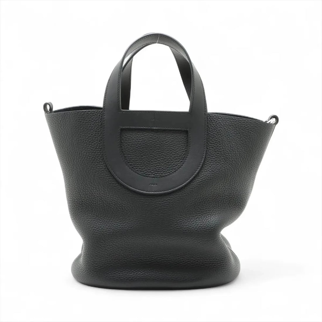 HERMES IN THE LOOP 23 TAURILLON CLEMENCE BLACK SILVER: Hermes In the loop 23 Taurillon Clemence Black Silver Brand: Hermès Type: Hand bag Material: Taurillon Clemence Color: Black Size: Height:9.1inchLength:8.7inchDepth:5.9inch Accessories: None <