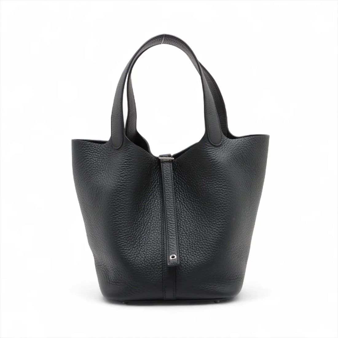 HERMES PICOTIN LOCK 22 MM TAURILLON CLEMENCE BLACK: Hermes Picotin Lock 22 MM Taurillon Clemence Black Brand: Hermès Type: Hand bag Material: Taurillon Clemence Color: Black Size: Height:8.7inchLength:8.7inchDepth:6.9inch Accessories: None
