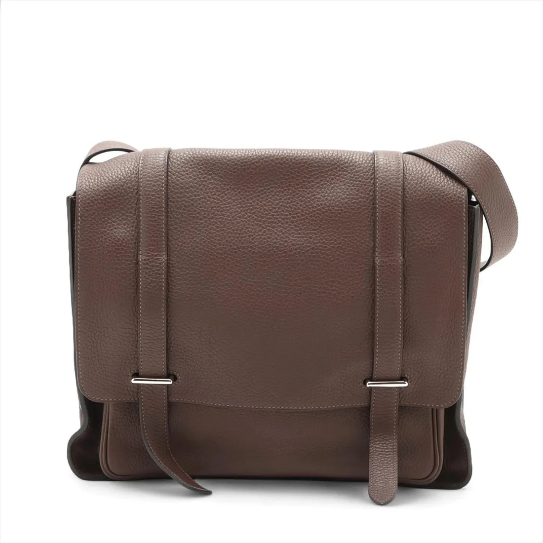 HERMES STEVE BESACE 35 TAURILLON CLEMENCE ECORCÉ SILVER: Hermes Steve Besace 35 Taurillon Clemence Ecorcé Silver Brand: Hermès Type: Shoulder bag Material: Taurillon Clemence Color: Ecorcé Size: Height:11.0inchLength:13.6inchDepth:3.9inch Accessories: N