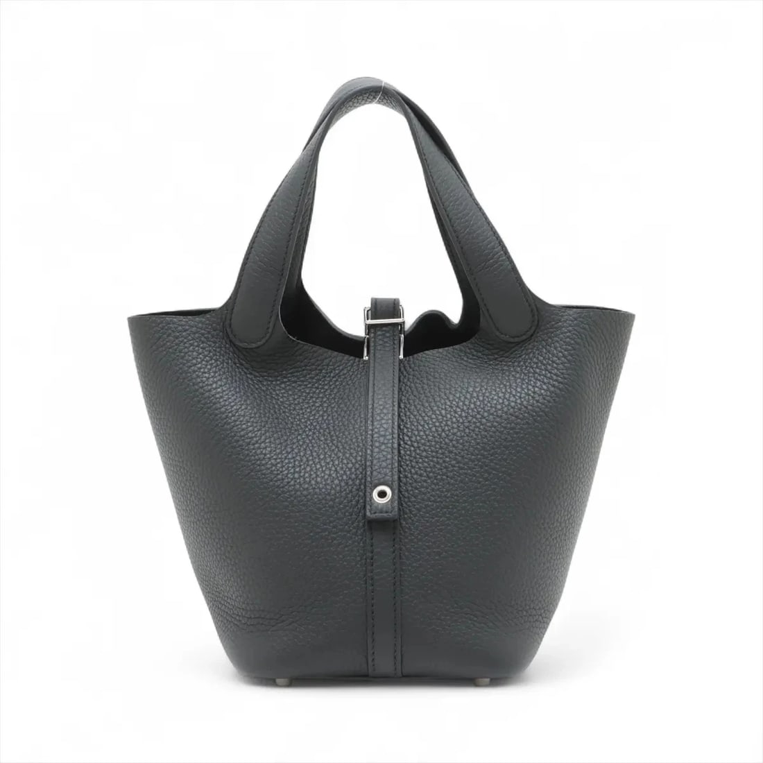 HERMES PICOTIN LOCK 18 PM TAURILLON CLEMENCE BLACK: Hermes Picotin Lock 18 PM Taurillon Clemence Black Brand: Hermès Type: Hand bag Material: Taurillon Clemence Color: Black Size: Height:7.3inch Length:7.3inch Depth:5.3inch Handle height:5.3inch Ac