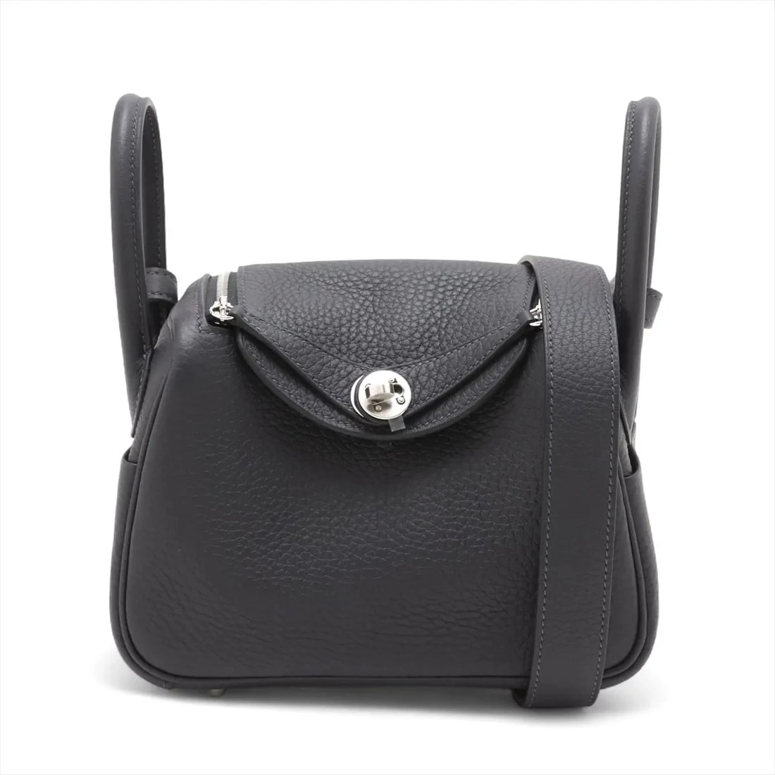 HERMES LINDY MINI 20 TAURILLON CLEMENCE CAVAN: Hermes Lindy mini 20 Taurillon Clemence Cavan Brand: Hermès Type: Shoulder bag Material: Taurillon Clemence Color: Cavan Size: Height:4.7inch Length:7.1inch Depth:3.5inch Handle height:2.6inch Acc
