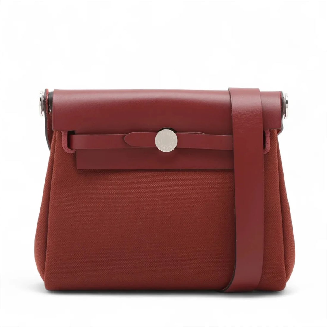 HERMES HERBAG ZIP 20 MINI TWAL MILITARY X VASH HUNTER: Hermes Herbag Zip 20 Mini Twal military x vash hunter Brand: Hermès Type: Shoulder bag Material: Twal Military x Vash Hunter Color: Rouge H Size: Height:6.5inchLength:7.9inchDepth:2.6inch Accessor