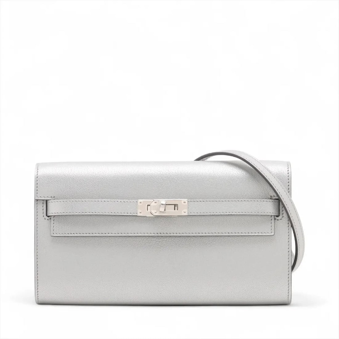 HERMES KELLY WALLET TOGO CHÈVRE SHAMUKIRA ARGENT: Hermes Kelly Wallet Togo Chèvre Shamukira Argent Brand: Hermès Type: Shoulder bag Material: Chèvre Shamukira Color: Argent Size: Height:4.5inchLength:8.1inchDepth:1.2inch Accessories: None
