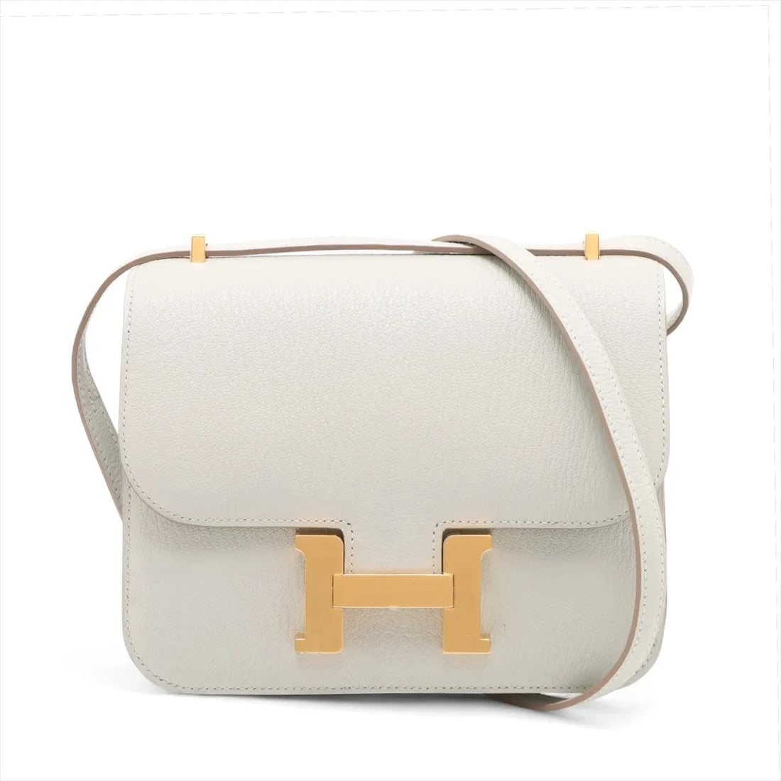 HERMES CONSTANCE 3 MINI 18 MIROIR CHÈVRE MYSORE: Hermes Constance 3 Mini 18 Miroir Chèvre Mysore Brand: Hermès Type: Shoulder bag Material: Chèvre Mysore Color: Pearl Gray Size: Height:5.9inchLength:7.1inchDepth:2.0inch Accessories: None