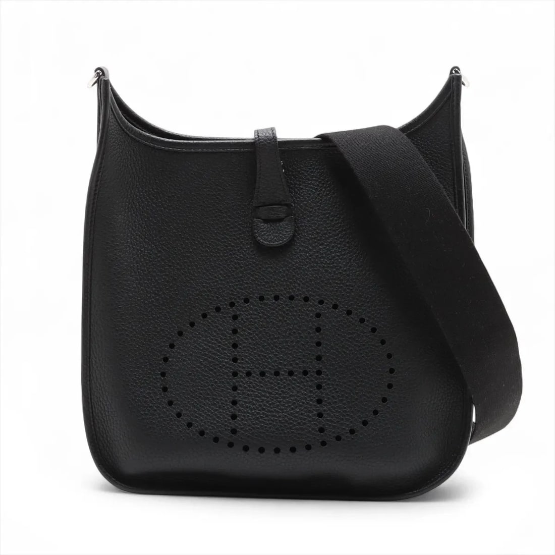 HERMES EVELYN 3 29 PM TAURILLON CLEMENCE BLACK: Hermes evelyn 3 29 PM Taurillon Clemence Black Brand: Hermès Type: Shoulder bag Material: Taurillon Clemence Color: Black Size: Height:12.6inchLength:11.4inchDepth:3.3inch Accessories: None