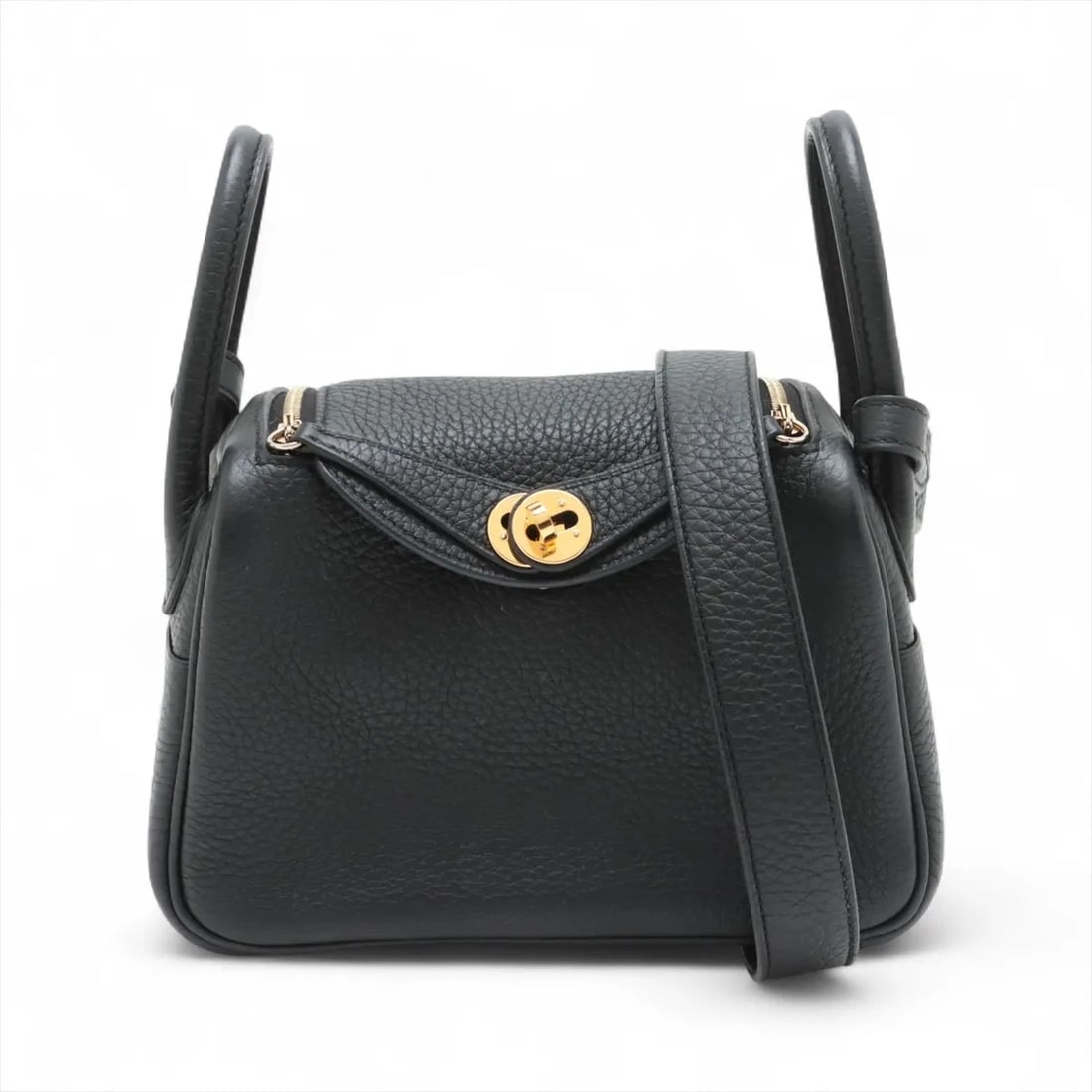 HERMES LINDY MINI 20 TAURILLON CLEMENCE BLACK: Hermes Lindy mini 20 Taurillon Clemence Black Brand: Hermès Type: Shoulder bag Material: Taurillon Clemence Color: Black Size: Height:5.1inchLength:7.5inchDepth:3.5inch Accessories: None A