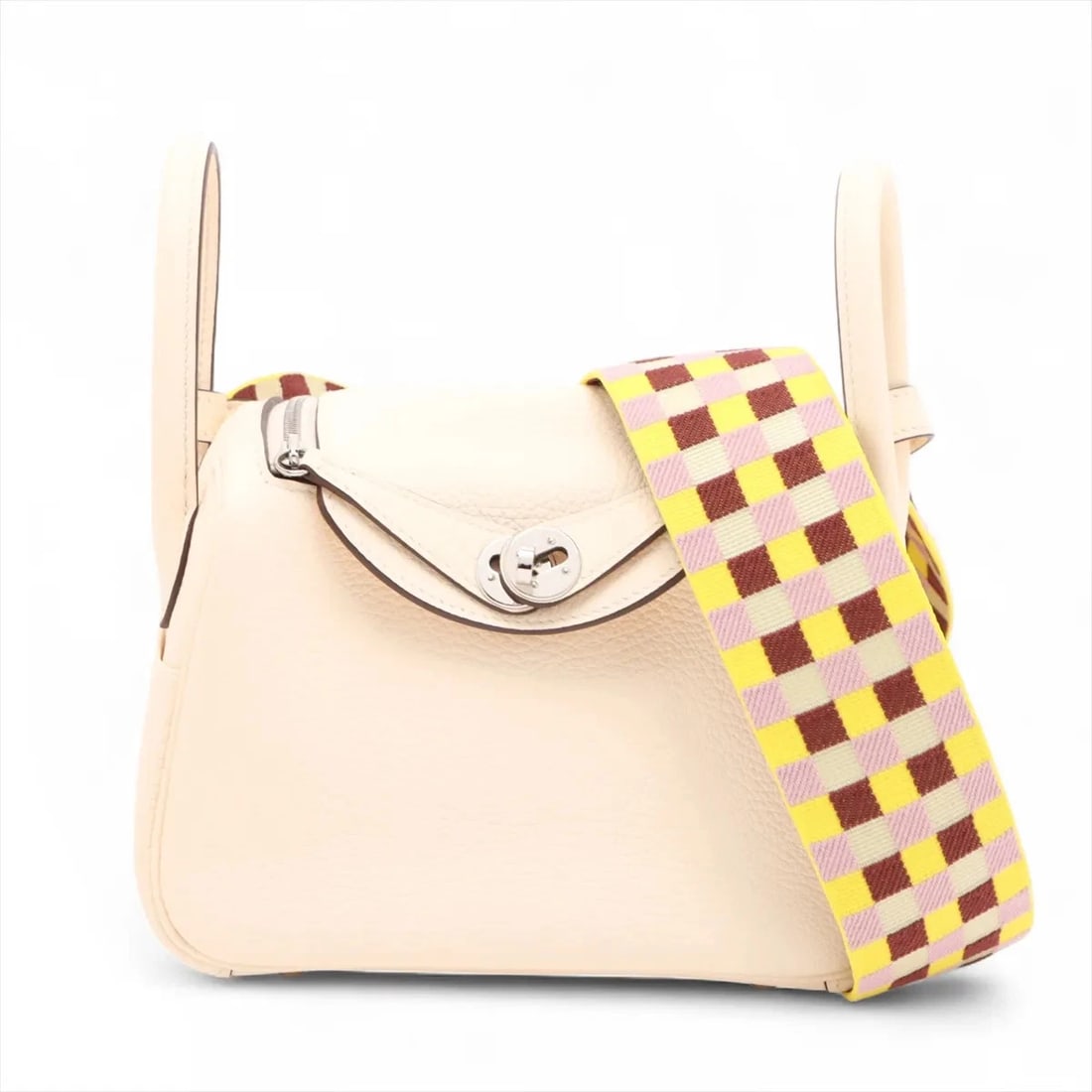HERMES LINDY MINI 20 MAXI CADRILLES TAURILLON CLEMENCE: Hermes Lindy mini 20 maxi cadrilles Taurillon Clemence Brand: Hermès Type: Shoulder bag Material: Taurillon Clemence Color: Nata Size: Height:4.9inchLength:7.1inchDepth:3.7inch Accessories: None