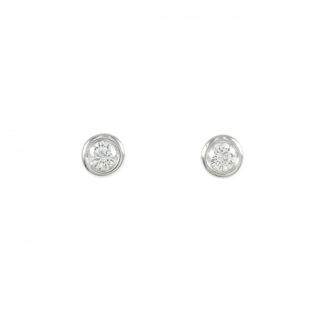 TIFFANY & CO. BY THE YARD PIERCE: TIFFANY & Co. By the Yard Pierce Brand: TIFFANY&Co. Type: Pierce/Earring Material: Platinum950, Main Stone/Creation Natural Color: White Size: Actual Size Diameteraround: 4.3mm Accessories: None