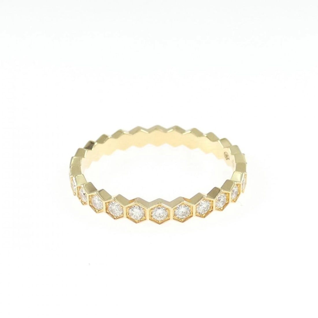 CHAUMET BE MY LOVE RING: Chaumet Be My Love Ring Brand: Chaumet Type: Ring Material: 750 yellow gold, Main Stone/Creation Natural Color: Yellow Gold Size: US 5 1/4 Accessories: None Accessories Notice: When purcha