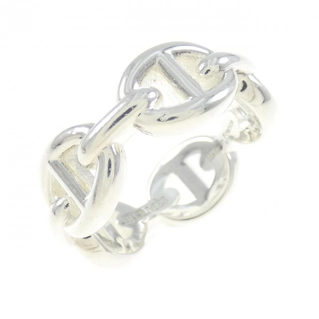 HERMES CHAINE D'ANCRE ENCHAINE RING: Hermes Chaine d'Ancre Enchaine Ring Brand: HERMES Type: Ring Material: 925Silver, Color: Silver Size: US 5 Accessories: None Accessories Notice: When purchasing pre-owned goods, please refer to the