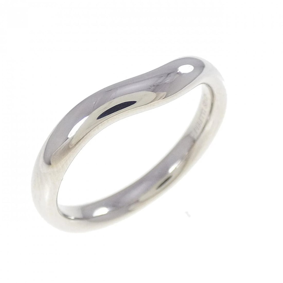 TIFFANY&CO. CURVED RING: TIFFANY&Co. Curved Ring Brand: TIFFANY&Co. Type: Ring Material: Platinum950, Color: Platinum Size: US 7 Accessories: None Accessories Notice: When purchasing pre-owned goods, please refer to the